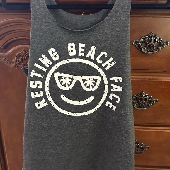 Gray 'Resting Beach Face' Tank Top - Picture 2 of 4